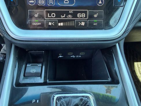 Used 2020 Subaru Outback Limited AWD/4WD image 29