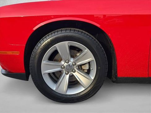 Used 2023 Dodge Challenger SXT RWD image 22