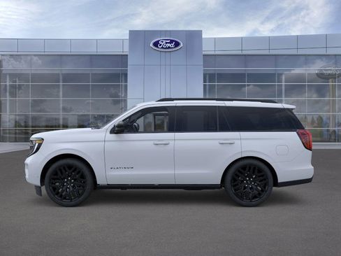New 2026 Ford Expedition Platinum w/ Stealth Performance Package AWD/4WD image 3