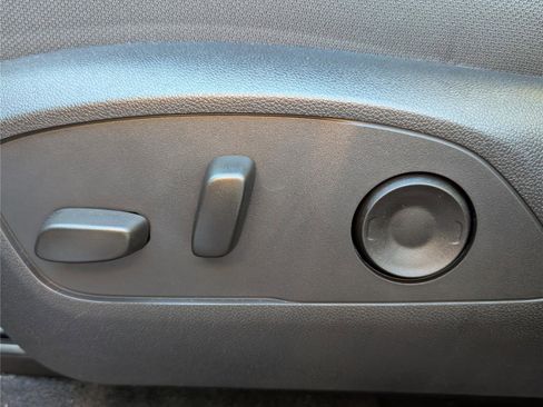 New 2026 Chevrolet Traverse LT image 16