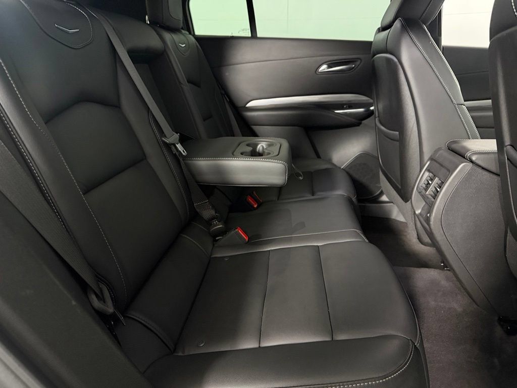 Used 2024 Cadillac XT4 Premium Luxury AWD/4WD image 28
