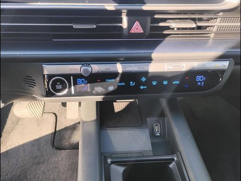 New 2025 Hyundai Ioniq 6 SEL image 30