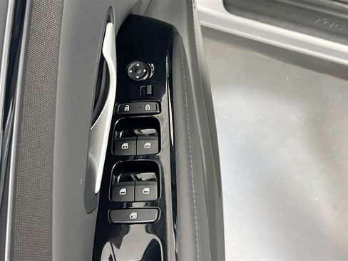 Used 2024 Hyundai Tucson Limited image 18