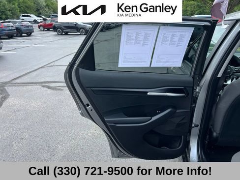 Certified 2024 Kia Seltos LX AWD/4WD image 45
