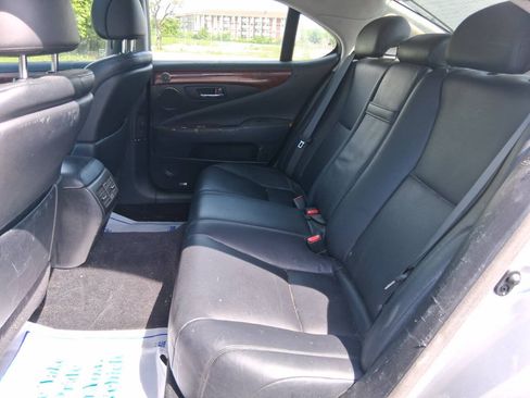 Used 2008 Lexus LS 460 RWD image 11
