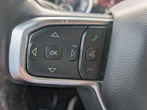 Used 2019 RAM 1500 Laramie AWD/4WD image 14