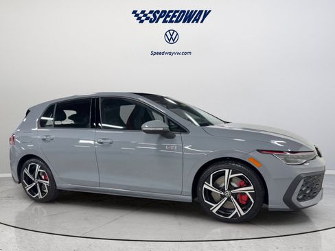 New 2026 Volkswagen GTI SE FWD image 3