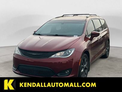 Used 2020 Chrysler Pacifica Touring-L Plus