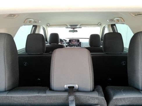 Used 2024 Nissan Pathfinder SV w/ Black Appearance Package FWD image 25