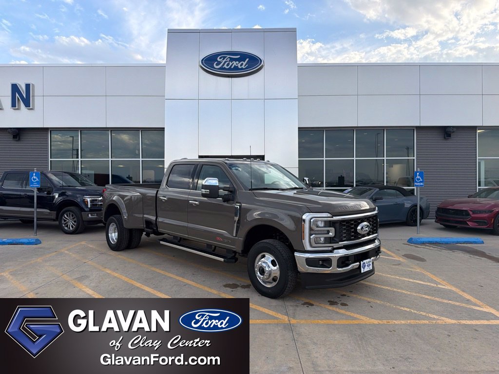 New 2027 Ford F350 Lariat w/ Lariat Premium Package AWD/4WD image 1