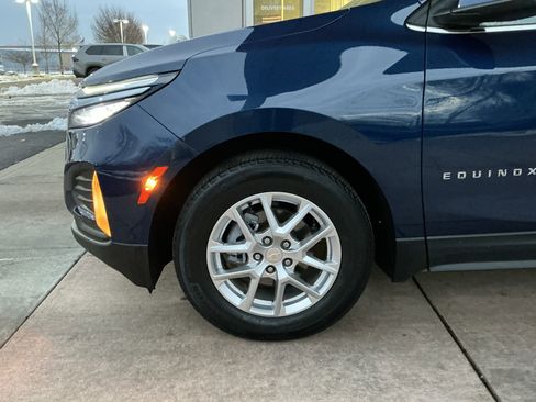 Used 2022 Chevrolet Equinox LT image 25