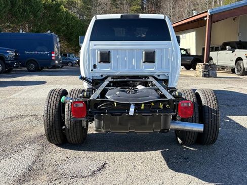 New 2026 RAM 3500 Tradesman AWD/4WD image 5