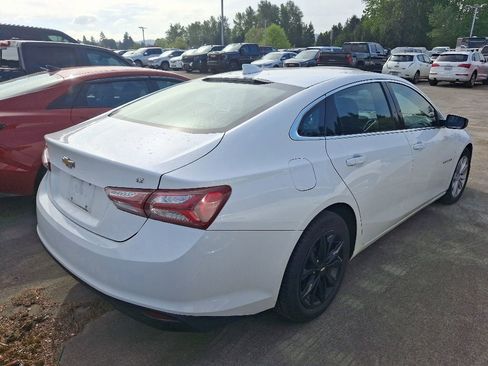 Used 2020 Chevrolet Malibu LT FWD image 5