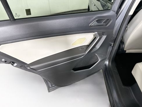 Used 2022 Volkswagen Tiguan S FWD image 25