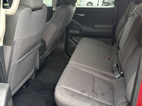 Used 2022 Nissan Frontier SV AWD/4WD image 20