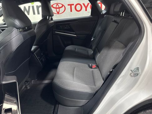 Used 2024 Toyota bZ4X XLE w/ Weather Package image 25