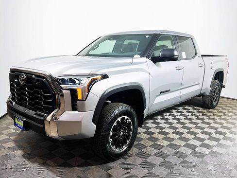 New 2026 Toyota Tundra SR5 AWD/4WD image 3
