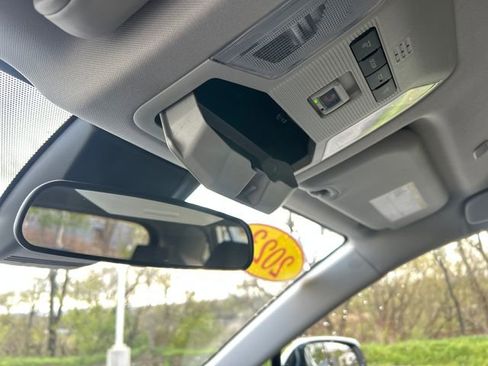 Used 2023 Toyota RAV4 LE image 22