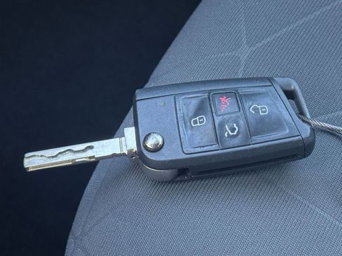 Used 2025 Volkswagen Jetta Sport image 21