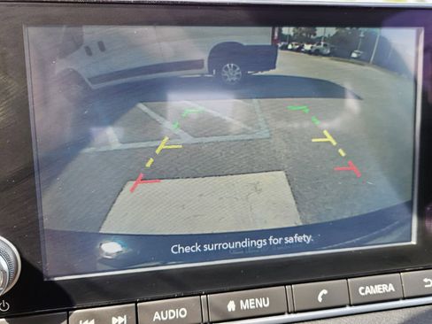 Used 2022 Nissan Sentra SV w/ Trunk Package image 9