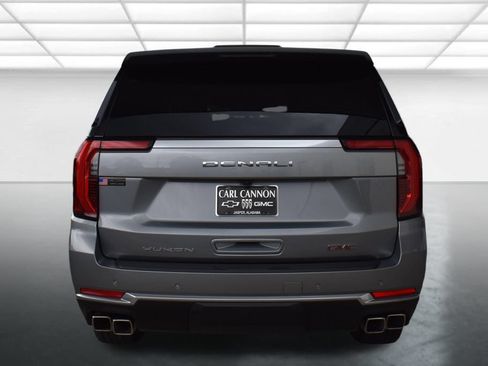 Used 2026 GMC Yukon XL Denali w/ Sun & Power Step Package AWD/4WD image 10