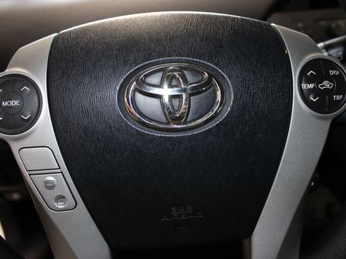 Used 2015 Toyota Prius Two FWD image 20