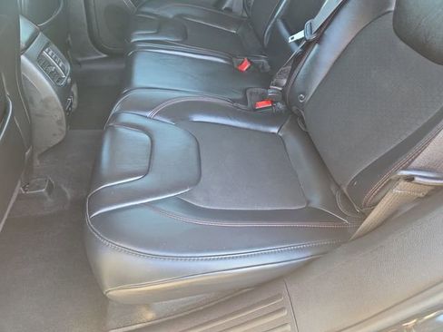 Used 2019 Jeep Cherokee Trailhawk image 28