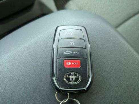 Used 2026 Toyota bZ FWD image 32
