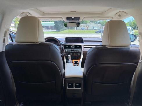 Used 2017 Lexus RX 450h AWD image 40