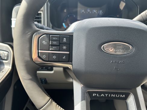 Used 2026 Ford F450 Platinum w/ Platinum Plus Package AWD/4WD image 18