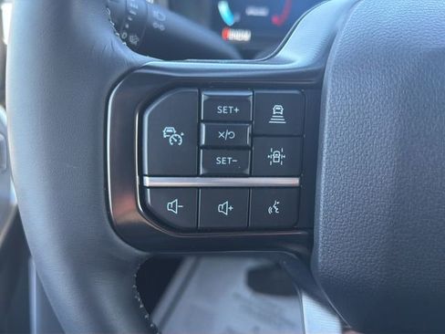 Used 2026 Ford F450 Platinum w/ FX4 Off-Road Package image 24