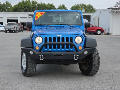 Used 2015 Jeep Wrangler Sport w/ Quick Order Package 24S AWD/4WD image 2