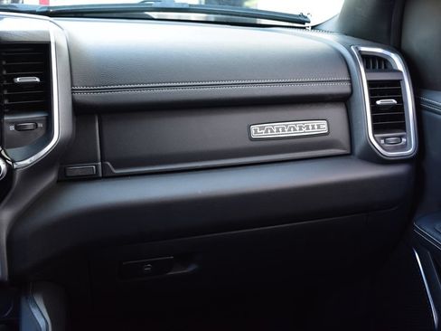Used 2025 RAM 1500 Laramie AWD/4WD image 34
