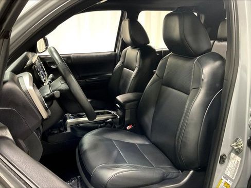 Certified 2021 Toyota Tacoma Limited image 25