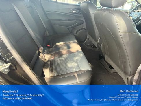 Used 2026 Chevrolet Trax LT FWD image 10