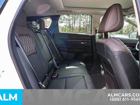 Certified 2025 Nissan Murano Platinum w/ Cargo Package image 23