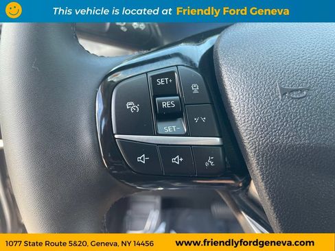 Used 2023 Ford Escape Platinum w/ Premium Technology Package AWD/4WD image 17