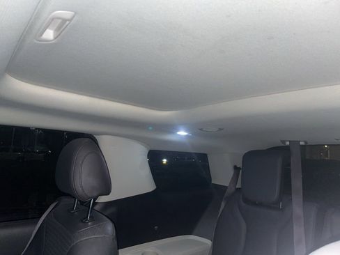 Used 2023 Kia Carnival SX Prestige image 15