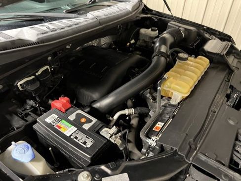 Used 2015 Ford F150 XLT image 35