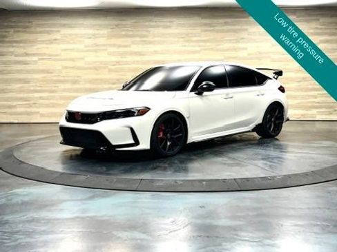 Used 2025 Honda Civic Type R image 7