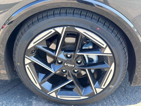 Used 2025 Kia K4 GT-Line FWD image 8