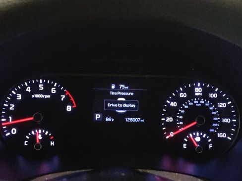 Used 2020 Kia Soul LX FWD image 23