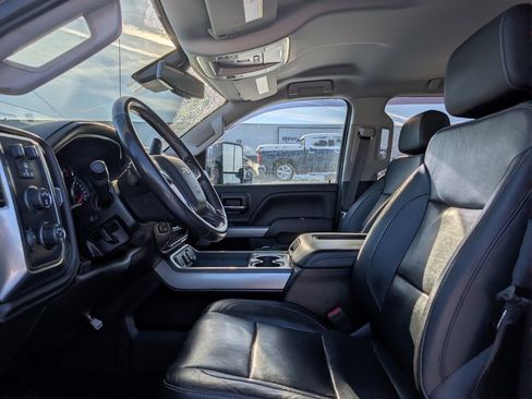 Used 2017 Chevrolet Silverado 2500 LTZ w/ Duramax Plus Package image 9