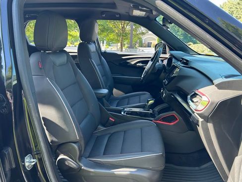 Used 2021 Chevrolet TrailBlazer RS w/ Sun and Liftgate Package FWD image 47