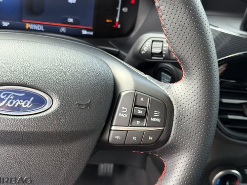 Used 2025 Ford Escape ST-Line image 28