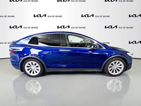 Used 2018 Tesla Model X AWD/4WD image 13