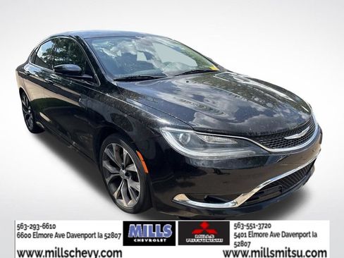 Used 2016 Chrysler 200 C FWD image 2