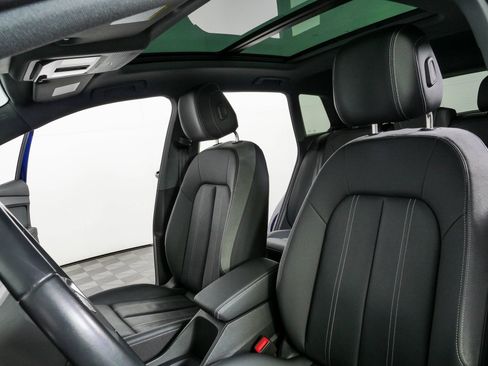 Used 2023 Audi Q4 e-tron Premium w/ Convenience Package AWD/4WD image 5