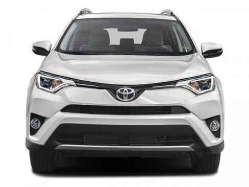 Used 2018 Toyota RAV4 XLE AWD/4WD image 4