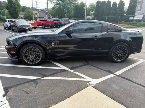 Used 2014 Ford Mustang Shelby GT500 w/ Equipment Group 821A RWD image 5
